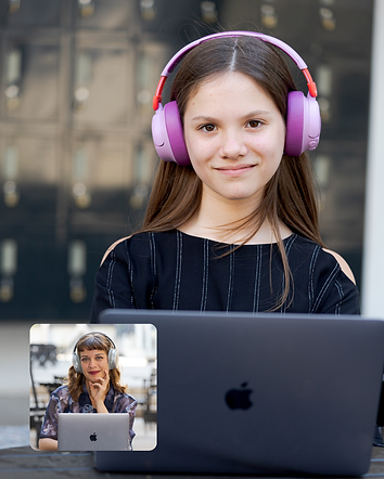 Student taking an IB Tutoring Lesson Online